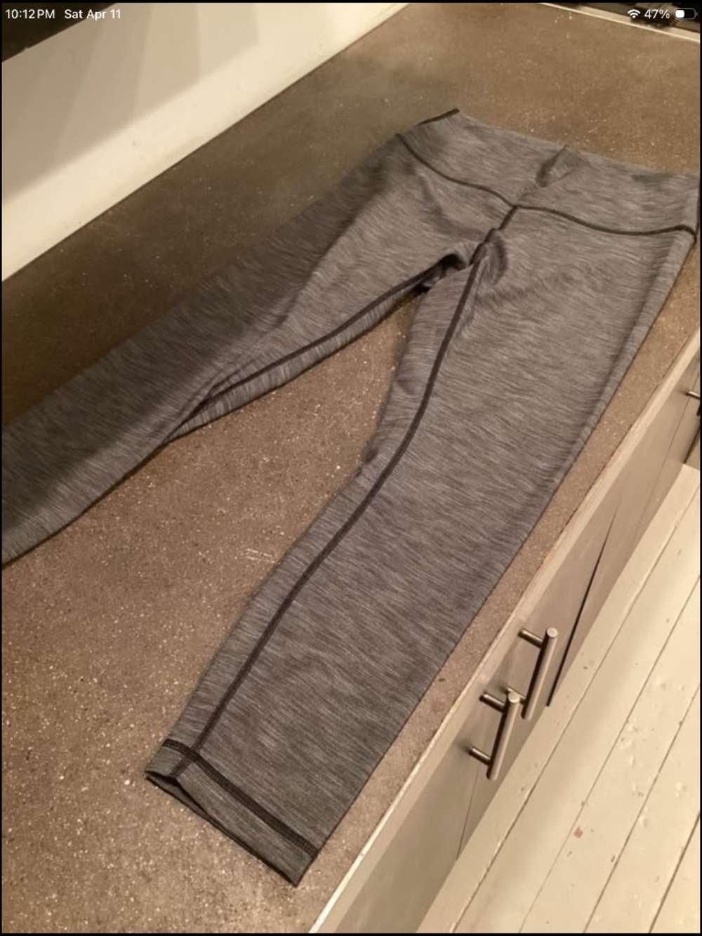 Lululemon size 10 crop leggings